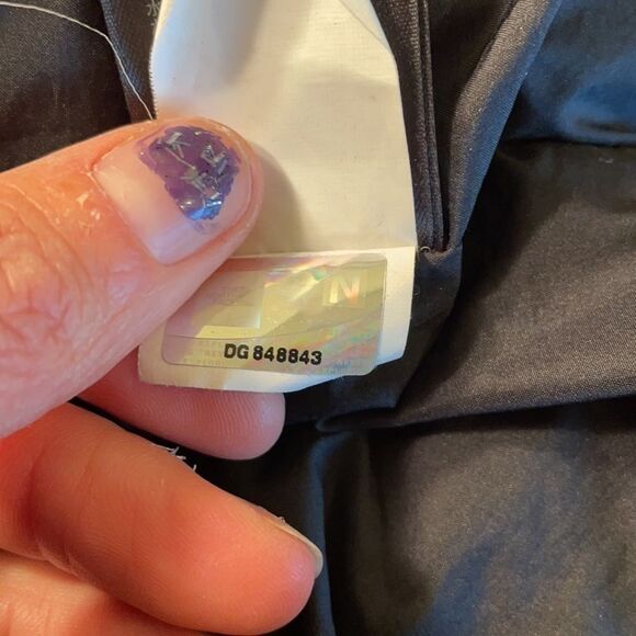 North face woman’s trench puffer jacket - Picture 14 of 16